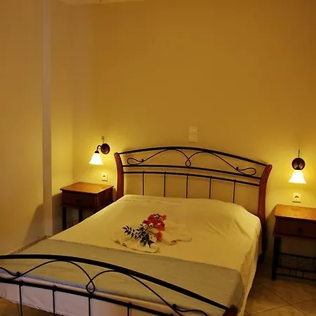 Hostel Aposperitis Donousa