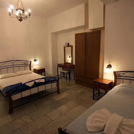 Aposperitis Hostel Donousa